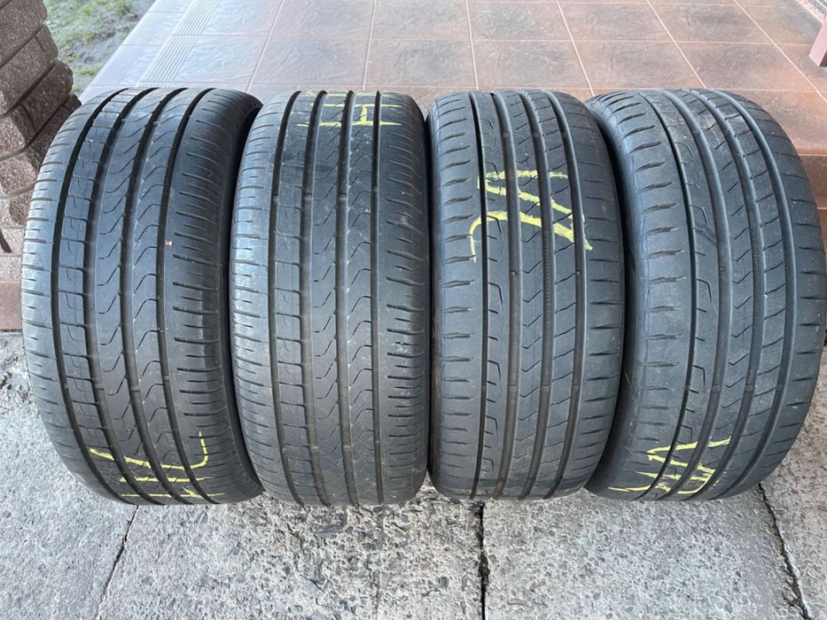 Шини.    235/45/17