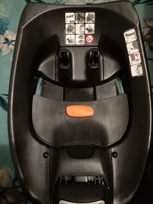 Автокрісло Cybex Aton Q