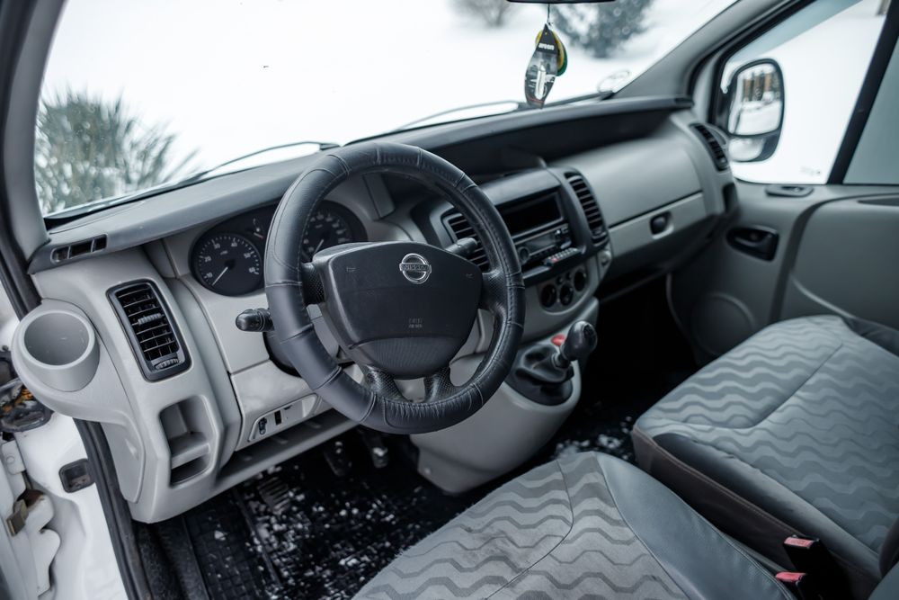 Продам Opel Vivaro Long 1.9 Пасажир