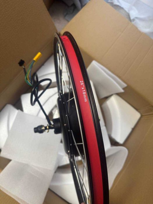 Zestaw z silnikiem bezprzekładniowym 26cali 2000W 52V (pod wolnobieg)