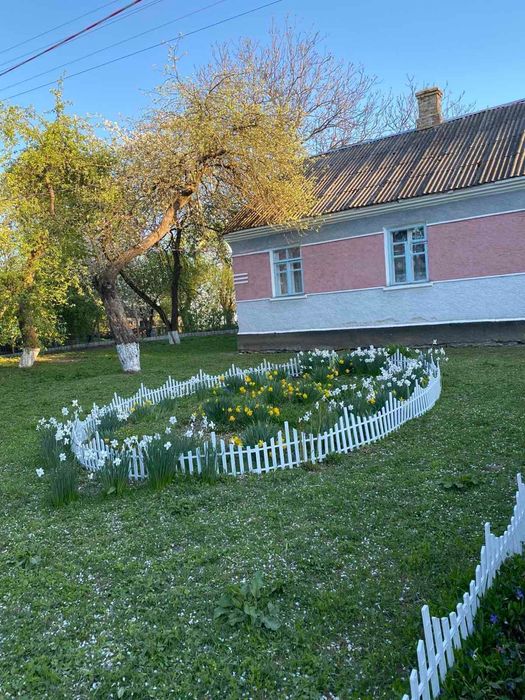 Продаж затишного будинку з ділянкою у с. Пустомити. Рівненський район.