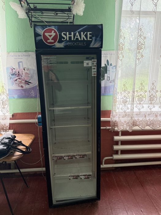 Холодильник торговий