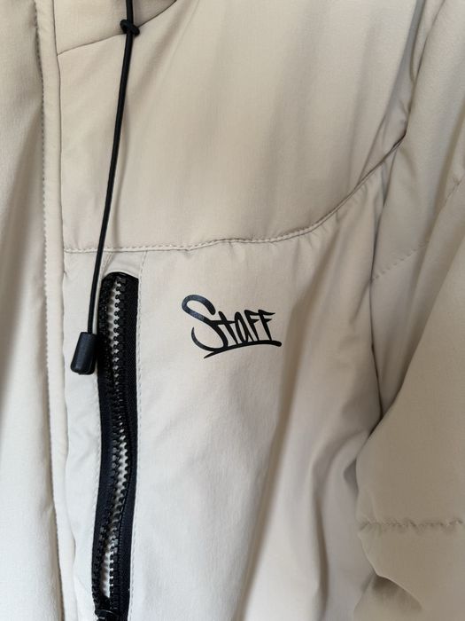 Продам куртку Staff