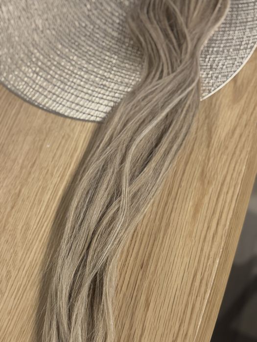 Волосся натуральне 65 см