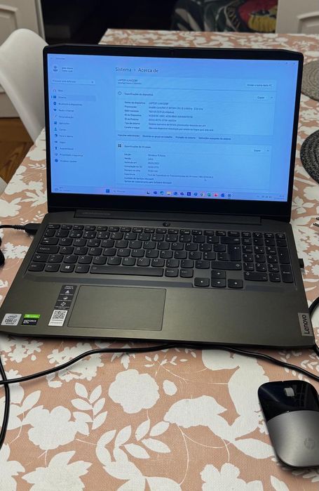 Vendo portátil Lenovo IdeaPad Creator 5 – modelo 15IMH05