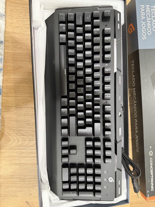Teclado Mecânico RGB Novo
