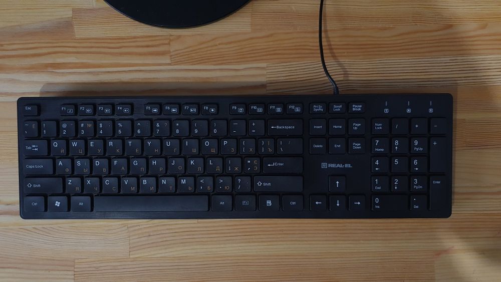 Клавіатура провідна REAL-EL USB чернbй