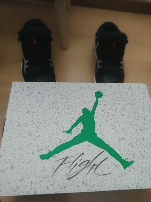 Sapatos desportivos Jordan4RM