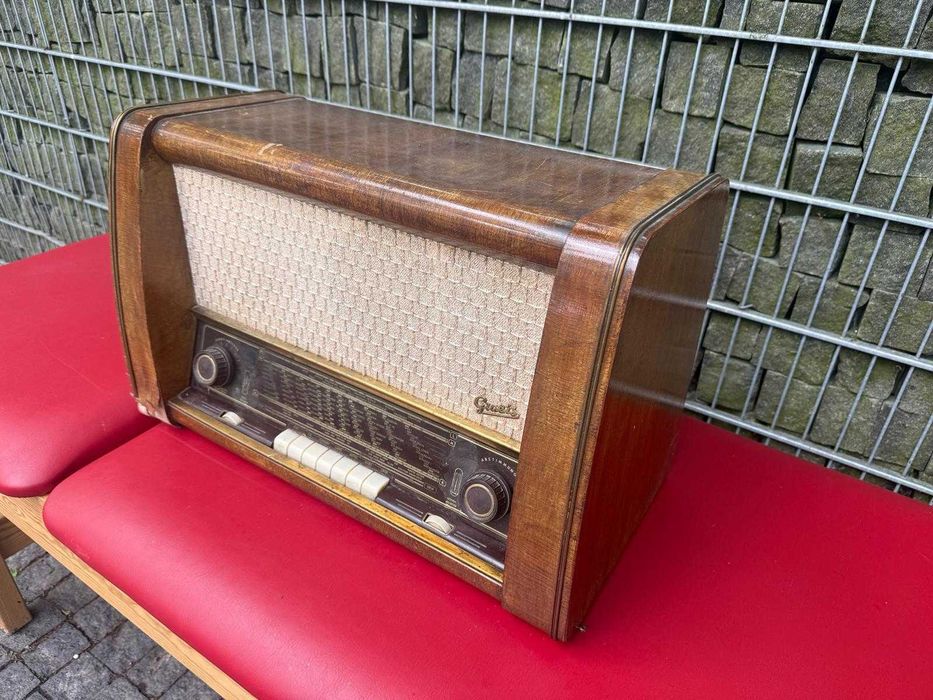 Radio w stylu retro