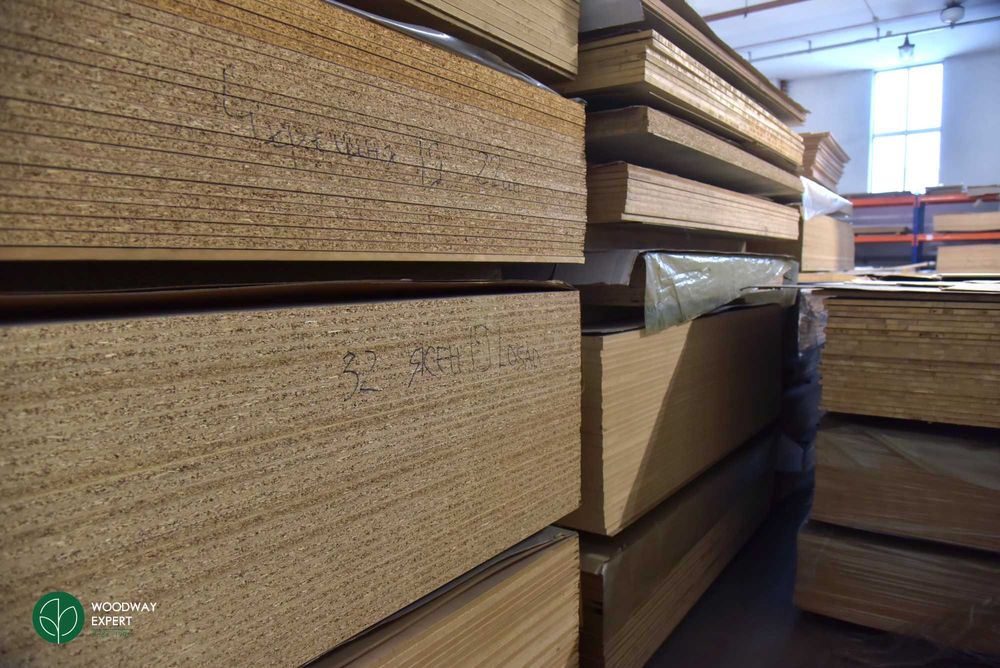 ДСП шпонований  Ясен, Горіх, Дуб, Вільха 2,8х2,07м (шпонированый дсп)