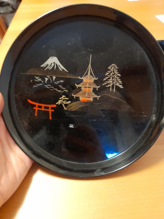 Conjunto de tabuleiro e copos430934889701068801