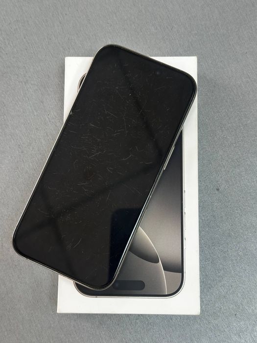 IPhone 16 pro 256  gb