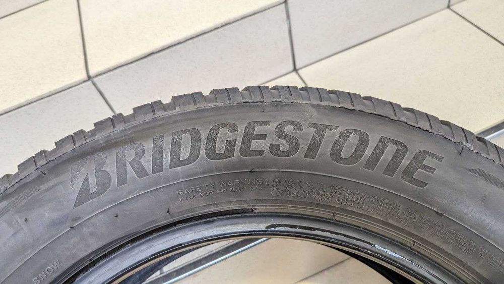 Шини 215/65 R17 103H Bridgestone Blizzak LM005