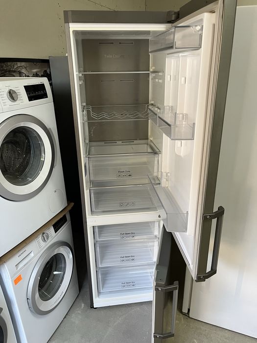 Холодильник Samsung NoFrost