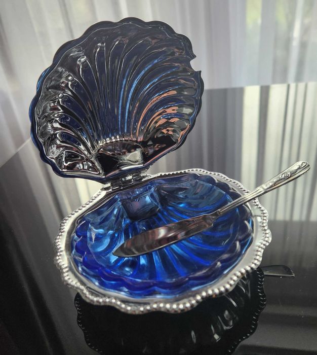 Maselniczka w kształcie muszli