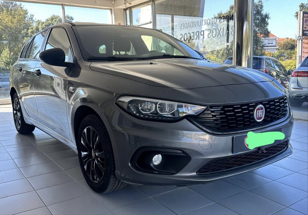 Aluga-se viatura TVDE comissão 50/50 ou 240€