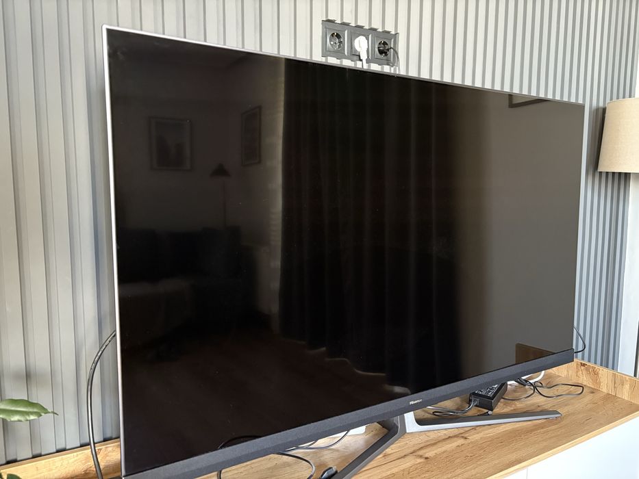 4К Телевізор Hisense 55U8QF