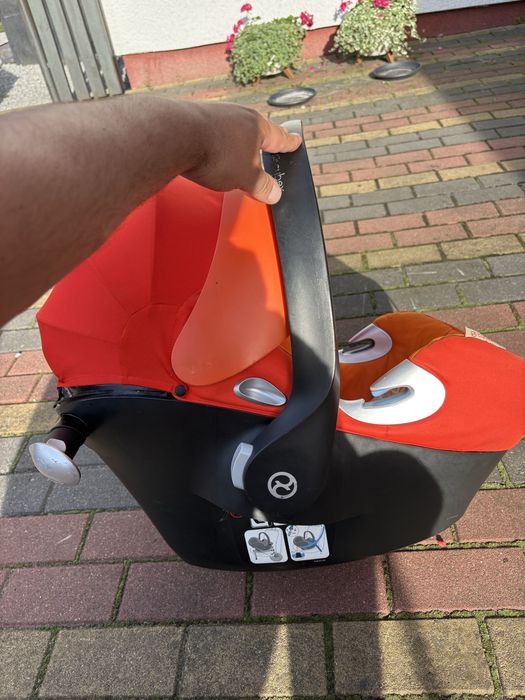 Cybex  aton 5 fotelik dzieciecy /nosidełko