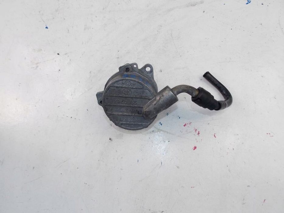 vacum pompa c-klasa 2.2 cdi w203 a6112300065