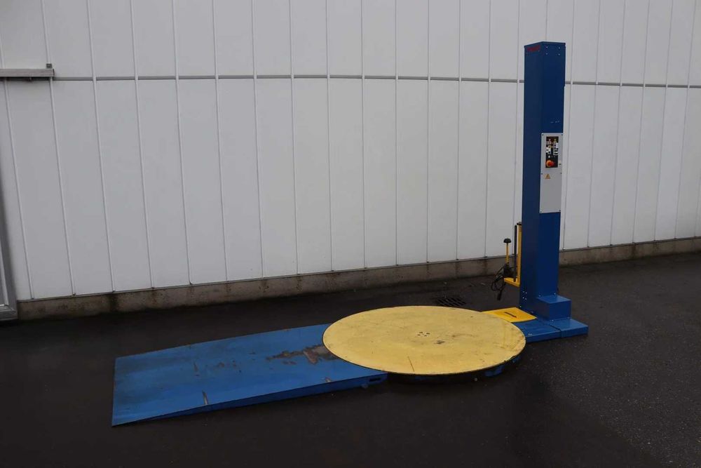 Envolvedora de paletes semiautomática FROMM FS360 C/RAMPA