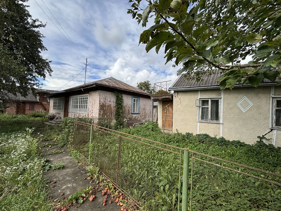 Продаж Будинок 63 м². Ділянка 13 сотих. Підпечери. Центр. Світло. Газ