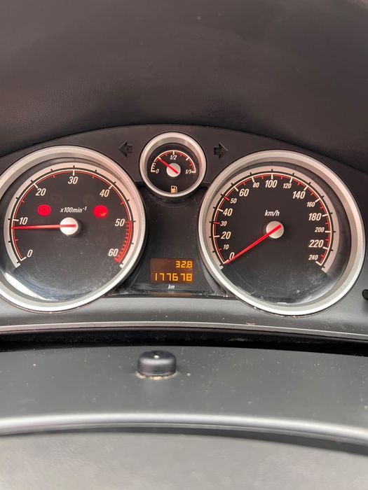 Opel Astra GTC 1.7Cdti 170k kms