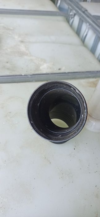 Горловина для зливу еврокуба