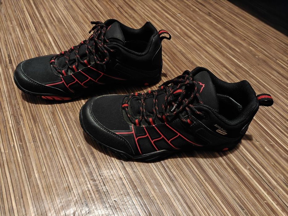 Buty trekkingowe Elbrus rozm. 41