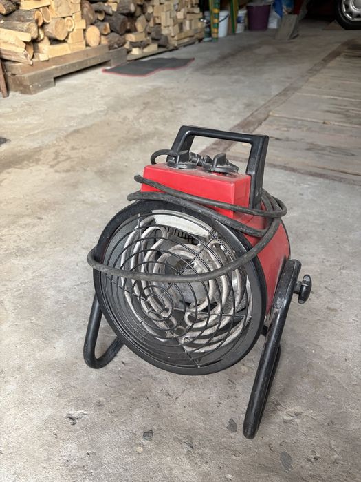 Електрична теплова гармата. Тепловентилятор.