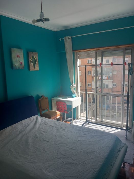 Alugo quarto no Cacém