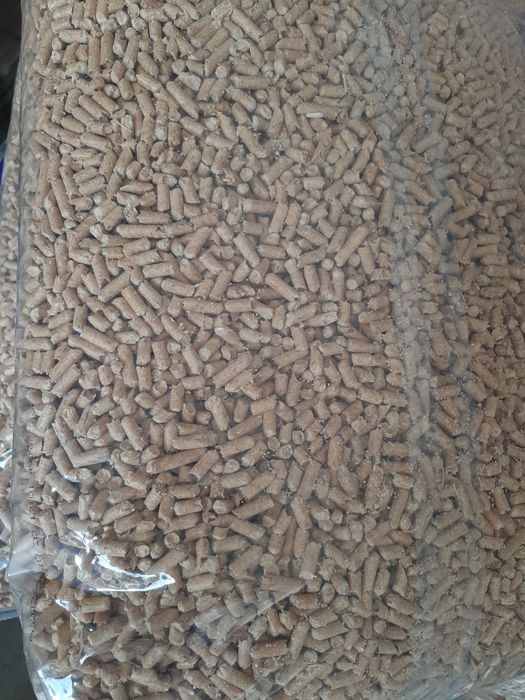 Pellet Dębowy EDWOOD A1 DIN Plus  Polski Producent Biała Podlaska