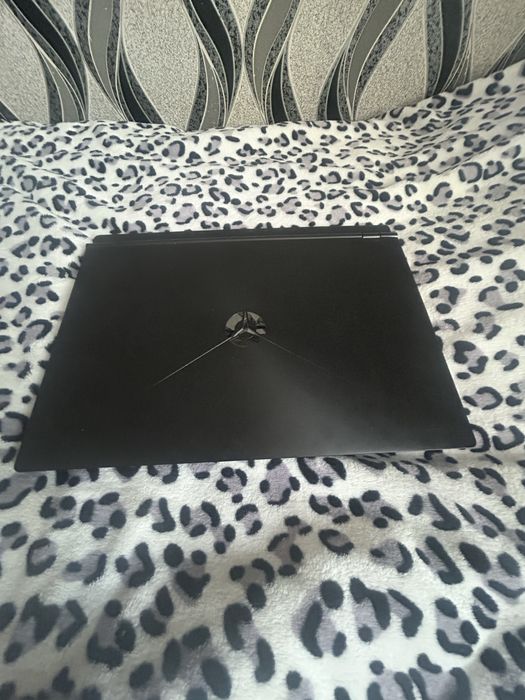 ноут Lenovo Legion