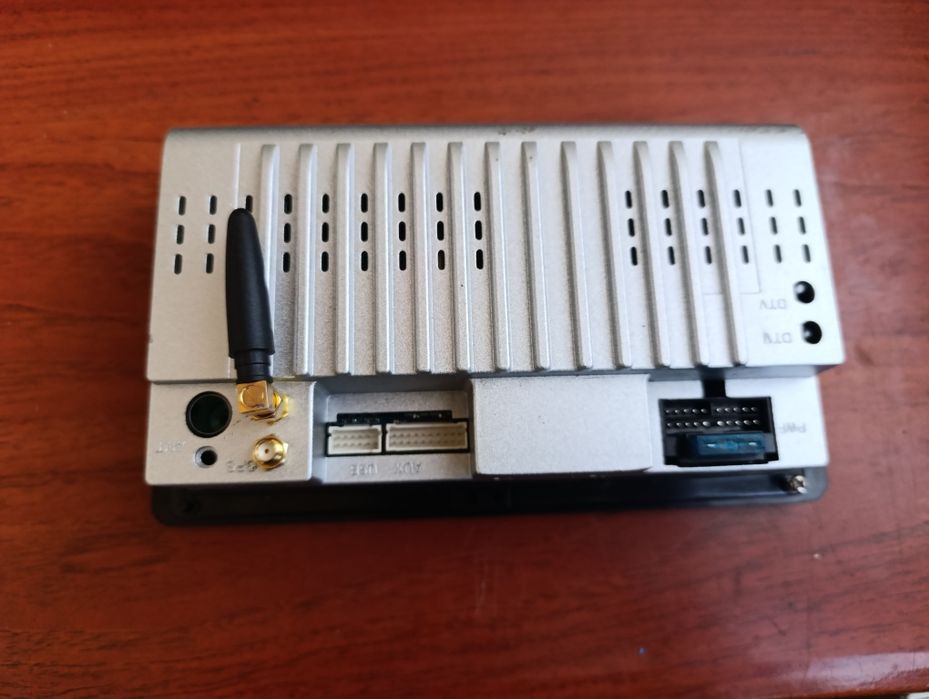 Продаем 2х диновую магнетолу