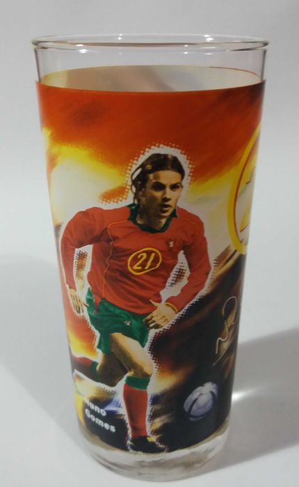 Copos Coleção MCDONALD´S Euro 2004 3€.  cada.