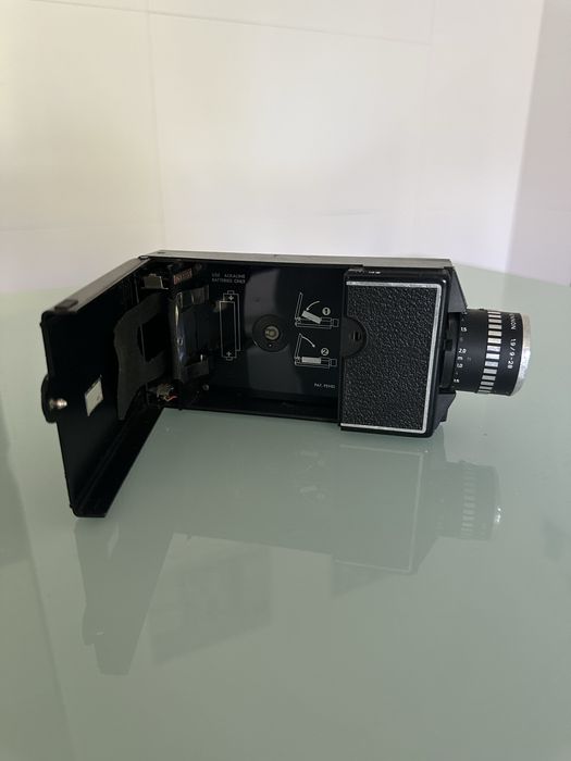 Câmera analógica Eumig mini zoom 8 mm