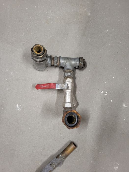 Pompa do pieca plus zawór 4 drogowy