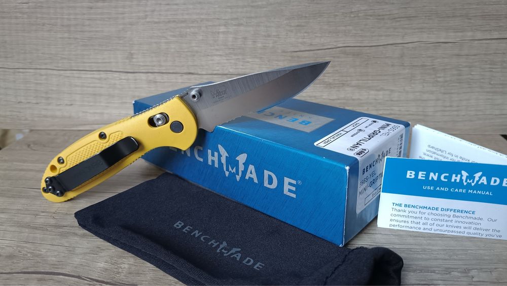 Benchmade 556S-Yel mini Griptilian  154CM Discontinued. Оригінал!
