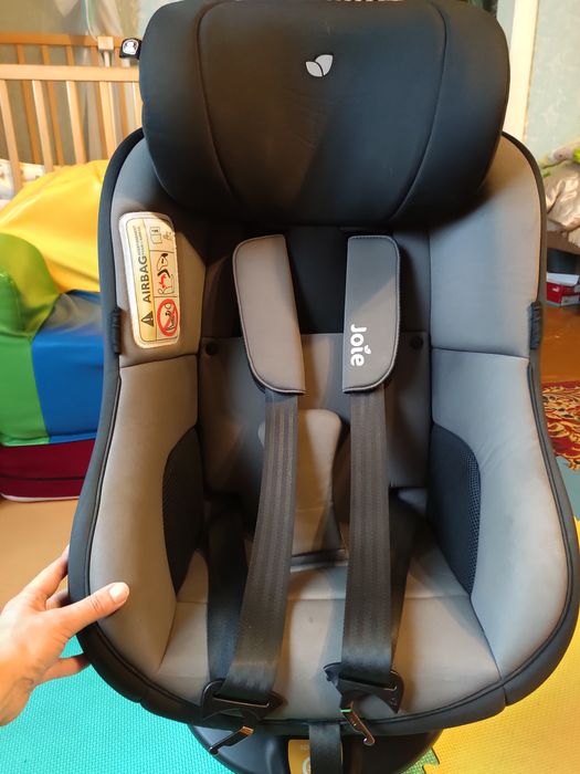 Fotelik samochodowy Joie 0-18kg