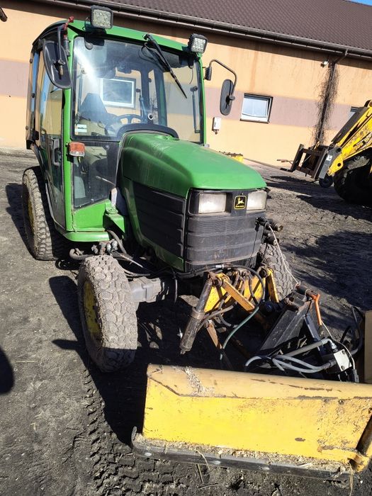 Traktor komunalny John Deere 4300 hst