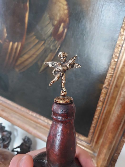 Karafka heraldyczna z herbem