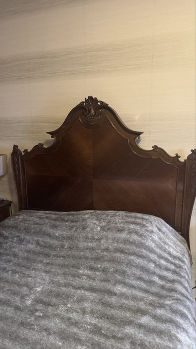 Quarto de antiquário completo lindo!