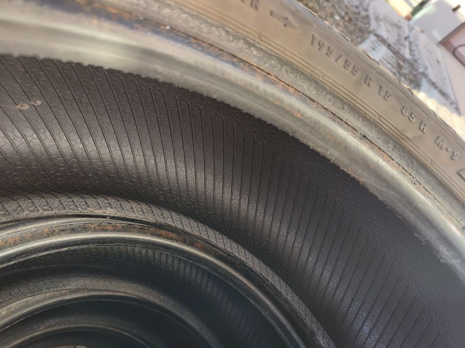 4x sztuki - Opony zimowe Continental ContiWinter 195/55 R15