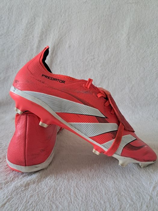 Lanki adidas Predator FG r. 44