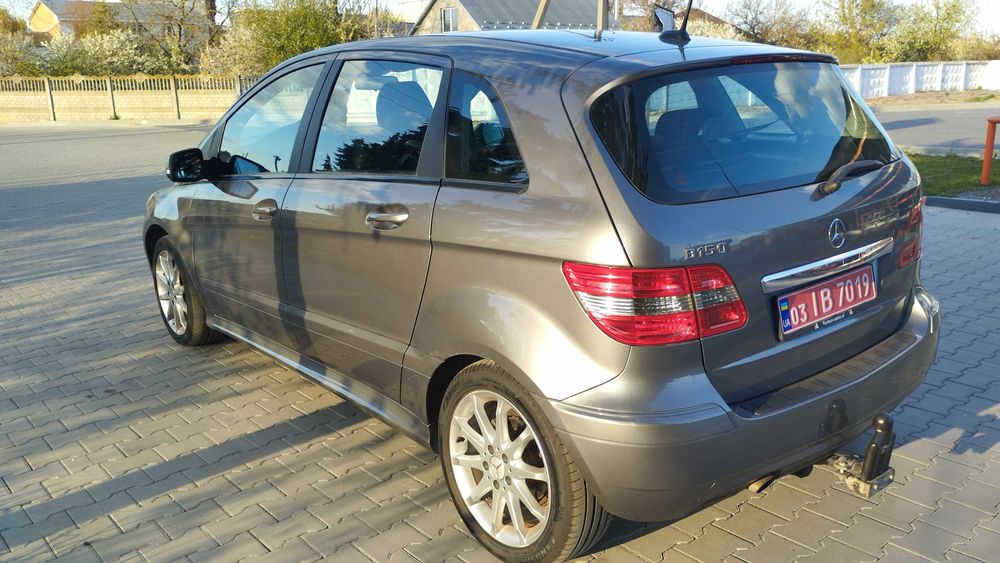 Продам Mercedes Benz B 150. 2009р.в.1.5 газ-бензин.