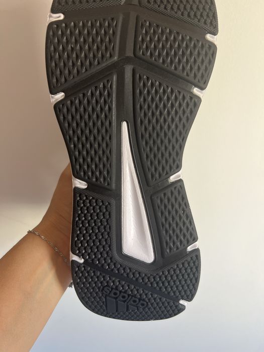 Sapatilhas de homem da Adidas Galaxy 6M