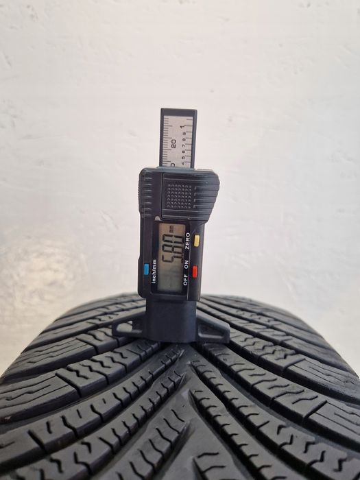 Opona Michelin Alpin 5 215/65r17 99H