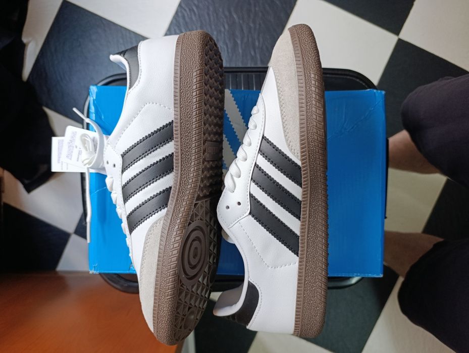Adidas Samba tam 40
