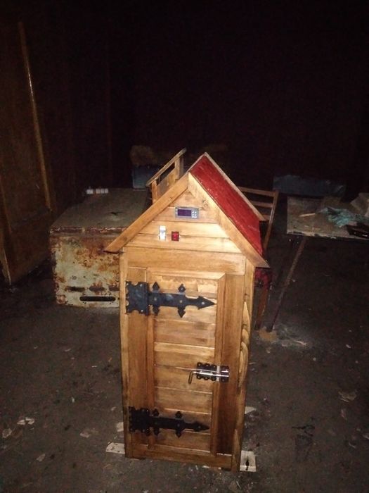 Продам коптільню холодного та гарячого коптіння