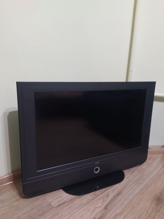 Великий телевізор loewe modus