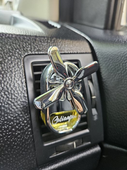 Ароматизатор/аромодифузор автомобільний